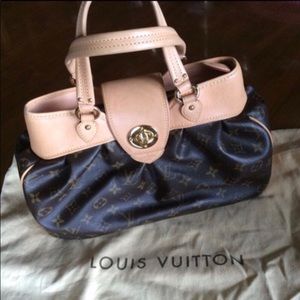 Louis Vuitton Bowtie!